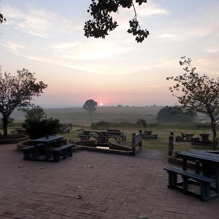 4 Seasons Country Club Hotel บรองค์ฮอร์สท์สปรุย ภายนอก รูปภาพ